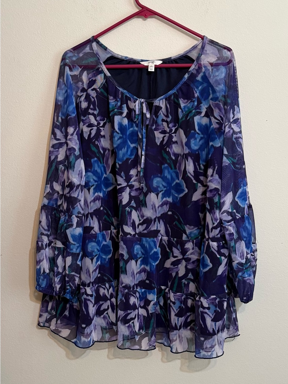 Terra & Sky Women’s Floral Peasant Blouse in Navy blue and purple 3X